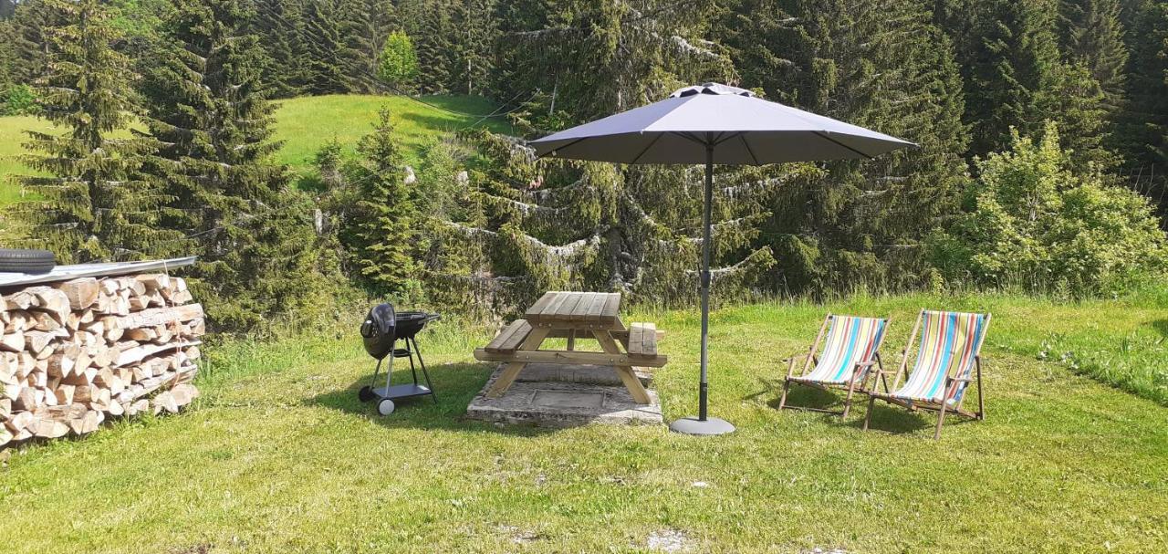 Gites Tre Le Grenier Les Moussieres Exterior photo
